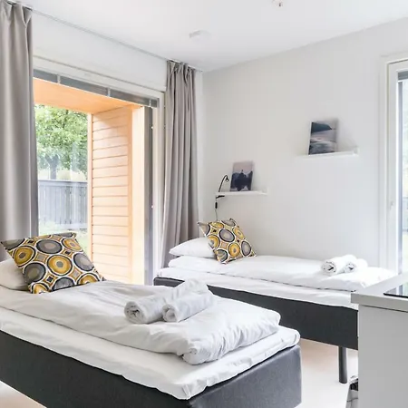 Hiisi Homes East Apartman *